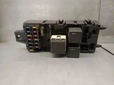 Peça sobressalente para automóvel em segunda mão caixa de fusíveis e relés por volvo s40 i (644) 1.9 di referências oem iam 3b170583