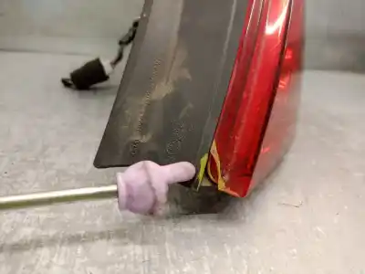 Автозапчастина б/у правий ліхтар для kia cee'd fastback (ed) 1.6 crdi 90 посилання на oem iam 924021h050  924021h050