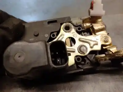 Second-hand car spare part rear left door lock for ssangyong rexton 2.7 turbodiesel cat oem iam references 7131008000  