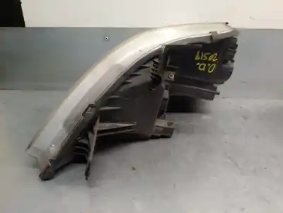Second-hand car spare part right headlight for ssangyong rexton 2.7 turbodiesel cat oem iam references 8310208202hbc  