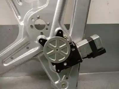 Second-hand car spare part passenger side right window regulator for smart cabrio 0.8 cdi cat oem iam references a4517200846 a4517200646 a4517200846