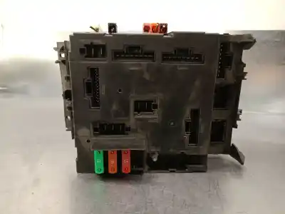 Second-hand car spare part fuse box unit for smart cabrio 0.8 cdi cat oem iam references a4519007001 5wk49737ah 