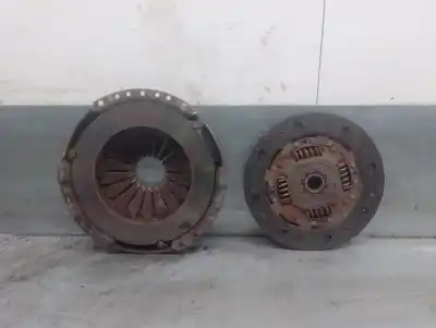 Second-hand car spare part clutch kit for smart cabrio 0.8 cdi cat oem iam references a0252502201  a0012527105