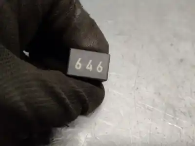 Second-hand car spare part relay for citroen berlingo / berlingo first monospace (mf_, gjk_, gfk_) 1.9 d (mfwjz) oem iam references 4h0951253c   Second-hand car spare part relay for citroen berlingo / berlingo first monospace (mf_, gjk_, gfk_) 1.9 d (mfwjz) oem iam references 4h0951253c
