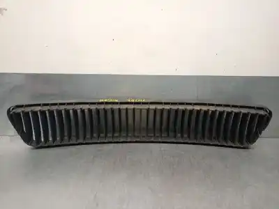 Pezzo di ricambio per auto di seconda mano griglia paraurti anteriore per skoda fabia i (6y2) 1.4 tdi riferimenti oem iam 6y0853677d  6y0853677d