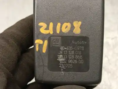 Автозапчастина б/у гачок для opel astra h (a04) 1.7 cdti (l48) посилання на oem iam 13128018 401266978 autoliv 5197600