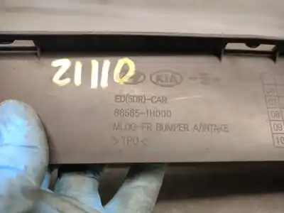 Автозапчасти б/у передняя решетка за kia cee'd fastback (ed) 1.6 ссылки oem iam 865651h000  865221h000