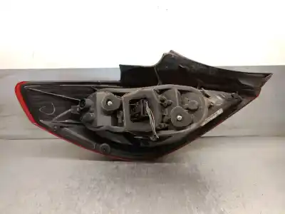 Автозапчасти б/у правый задний фонарь за opel corsa d (s07) 1.3 cdti (l08, l68) ссылки oem iam 13242812 89075557a valeo 1222150