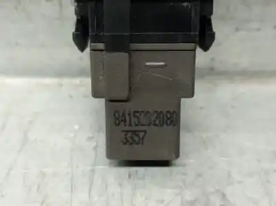 Second-hand car spare part headlights switch for toyota auris ranchera familiar (_e18_) 1.8 hybrid (zwe186_) oem iam references 8415202080