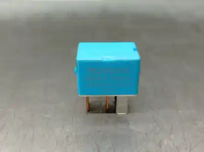 Second-hand car spare part relay for toyota auris ranchera familiar (_e18_) 1.8 hybrid (zwe186_) oem iam references 9098702027