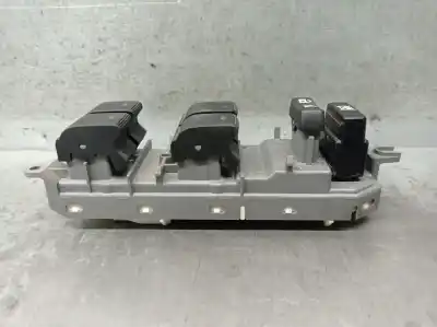 Second-hand car spare part left front power window switch for toyota auris ranchera familiar (_e18_) 1.8 hybrid (zwe186_) oem iam references 8404002120 515220 515220