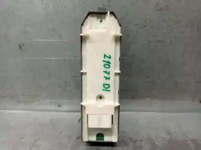 Second-hand car spare part left front power window switch for toyota auris ranchera familiar (_e18_) 1.8 hybrid (zwe186_) oem iam references 8404002120 515220 515220