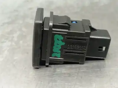 Second-hand car spare part switch for toyota auris ranchera familiar (_e18_) 1.8 hybrid (zwe186_) oem iam references 8498806071 15d160 8498806071
