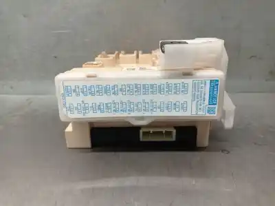 Second-hand car spare part fuse box unit for toyota auris ranchera familiar (_e18_) 1.8 hybrid (zwe186_) oem iam references 8922102480 8273012x81 - 52122230 - 63586756 