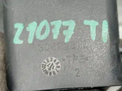 Автозапчасти б/у крюк для пояса за toyota auris ranchera familiar (_e18_) 1.8 hybrid (zwe186_) ссылки oem iam 308826110  7348002502c0
