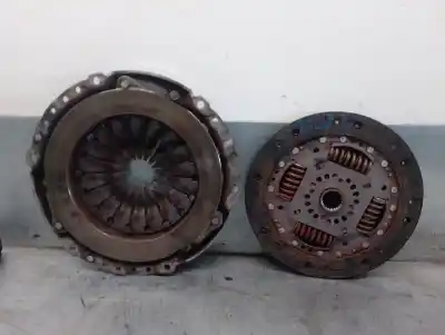 Автозапчасти б/у комплект сцепления за ford focus i (daw, dbw) 1.8 turbo di / tddi ссылки oem iam 323049910  1252581