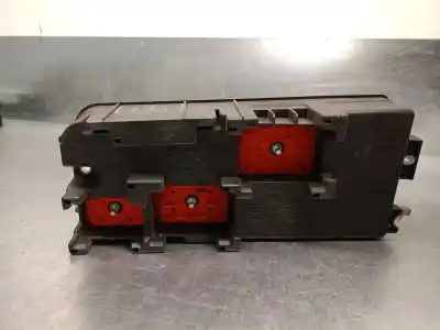 Second-hand car spare part fuse box unit for opel vectra c gts (z02) 1.9 cdti (f68) oem iam references 13198102 519131007 13198102