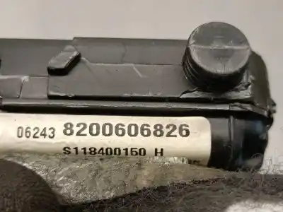 Second-hand car spare part fuse box unit for renault megane ii (bm0/1_, cm0/1_) 1.5 dci (bm1e, cm1e) oem iam references 8200606826 s118400150h siemens 