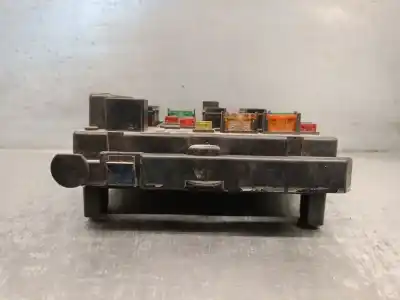 Second-hand car spare part fuse box unit for peugeot 307 break / sw (s1) 2.0 hdi fap cat oem iam references 9650664080  