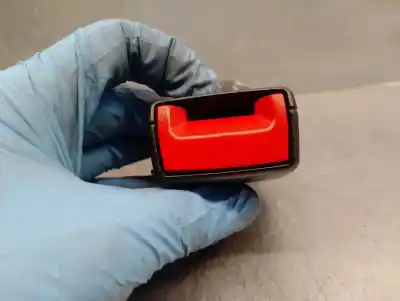 Автозапчастина б/у задній правий гачок для audi q3 (8ub, 8ug) 2.0 tdi quattro посилання на oem iam 4g0857740a  