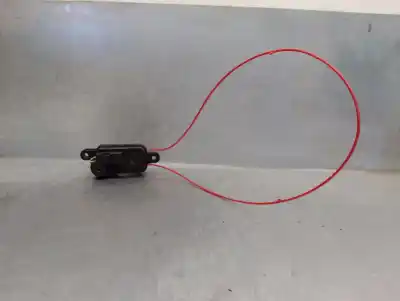 Pezzo di ricambio per auto di seconda mano CARBURANTE COPERCHIO ESTERNO MOTORE per AUDI Q3 (8UB, 8UG)  Riferimenti OEM IAM 8V0862153B  
