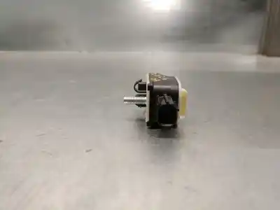 Автозапчастина б/у датчик для toyota corolla fastback (_e21_) 1.8 hybrid (zwe211) посилання на oem iam 8983a02020  