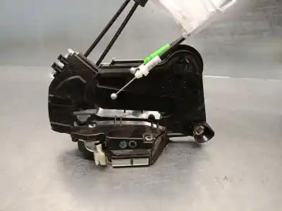 Автозапчастина б/у замок передніх дверей лівий для toyota corolla fastback (_e21_) 1.8 hybrid (zwe211) посилання на oem iam 6904002491  6904002491