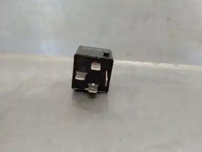 Second-hand car spare part relay for audi q3 (8ub, 8ug) 2.0 tdi quattro oem iam references 4h0951253a  