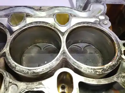 Second-hand car spare part block for bmw 3 (e46) 318 i oem iam references n46b20a a689h255 75163280aab