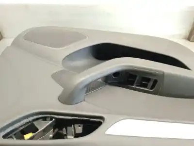 Автозапчастина б/у оббірка передніх дверей ліва для audi q3 (8ub, 8ug) 2.0 tdi quattro посилання на oem iam 8u1867105 8u2867105 8u0867103