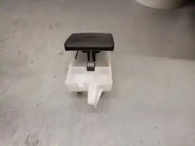 Автозапчастина б/у замок капота для toyota corolla fastback (_e21_) 1.8 hybrid (zwe211) посилання на oem iam 53601f4020c0  53601f4020c0