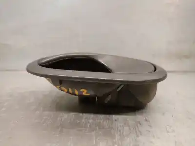Second-hand car spare part interior left front handle for renault twingo ii (cn0_) 1.5 dci (cn0e) oem iam references 8200028487  8200028487