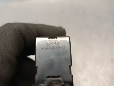 Peça sobressalente para automóvel em segunda mão botão / interruptor elevador vidro traseiro esquerdo por chevrolet evanda 2.0 referências oem iam 5240050  