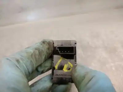 Second-hand car spare part rear right power window switch for bmw x1 (e84) sdrive 18 d oem iam references 6935534  