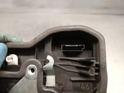 Автозапчасти б/у замок левой передней двери за bmw x1 (e84) sdrive 18 d ссылки oem iam 7229461  51217202143