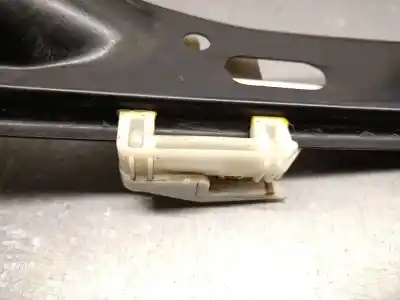 Автозапчасти б/у регулятор стекла переднего правого за bmw x1 (e84) sdrive 18 d ссылки oem iam 51332990386 0130822227 bosch 51332990386