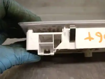 Автозапчастина б/у внутрішне світло для bmw x1 (e84) sdrive 18 d посилання на oem iam 695125202  