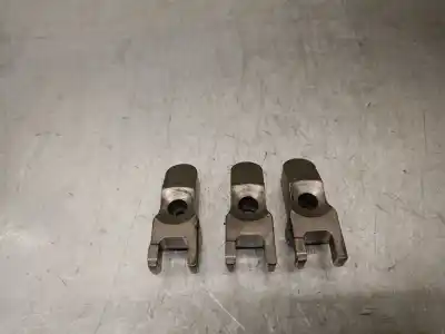 Second-hand car spare part injector for hyundai matrix (fc) 1.5 crdi oem iam references 3381427001  3381427001