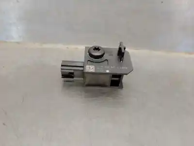 Second-hand car spare part sensor for opel zafira tourer c (p12) 1.4 (75) oem iam references 13504470 010f16 
