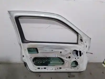 Recambio de automóvil de segunda mano de PUERTA DELANTERA IZQUIERDA para RENAULT CLIO II FURGONETA/HATCHBACK (SB0/1/2_)  referencias OEM IAM 7751472464  