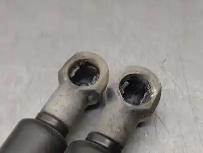 Pezzo di ricambio per auto di seconda mano ammortizzatori baule / porte per renault grand scénic ii (jm0/1_) 1.9 dci (jm0g, jm12, jm1g, jm2c) riferimenti oem iam 7700430022  8200377789 - 8200377789