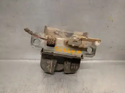 Recambio de automóvil de segunda mano de Cerradura Maletero / Porton para VOLKSWAGEN POLO (9N1) 1.4 16V referencias OEM IAM 6Q6827505E  6Q6827505E