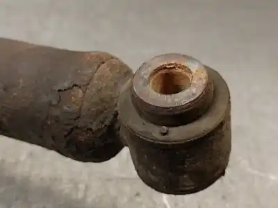 Second-hand car spare part right rear shock absorber for citroen c-elysee (dd_) 1.2 vti 82 oem iam references 9674665480 8543 kyb 9674665480