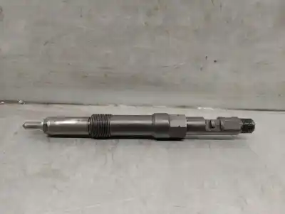 Pezzo di ricambio per auto di seconda mano iniettore per ford mondeo iii (b5y) 2.0 tdci riferimenti oem iam rm3s7qbb