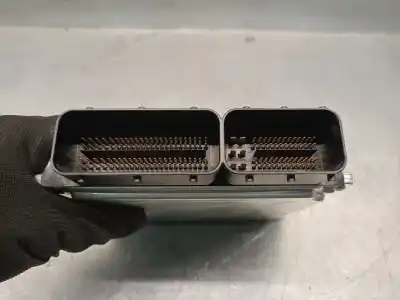 Second-hand car spare part ecu engine control for bmw 5 touring (e61) 520 d oem iam references 7811700 0281015043 bosch 