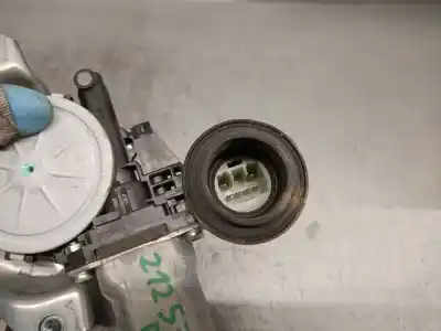 Second-hand car spare part passenger side right window regulator for toyota rav 4 iv (_a4_) 2.2 d 4wd (ala49) oem iam references 8571035180  