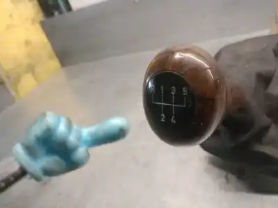 Second-hand car spare part gear lever for bmw 3 (e46) 320 d oem iam references 25111434100  25111434100