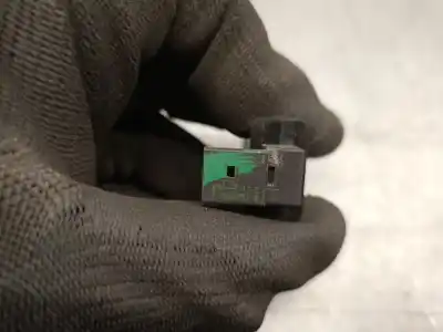 Second-hand car spare part sensor for opel zafira tourer c (p12) 1.4 (75) oem iam references 117366751  