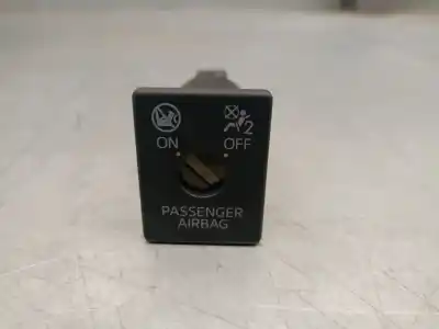 Peça sobressalente para automóvel em segunda mão trocar por mazda 3 sedán (bm_, bn_) 2.0 referências oem iam da6a666h0