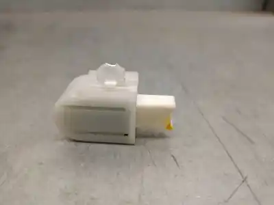 Peça sobressalente para automóvel em segunda mão sensor por mazda 3 sedán (bm_, bn_) 2.0 referências oem iam kd4767uz5a  